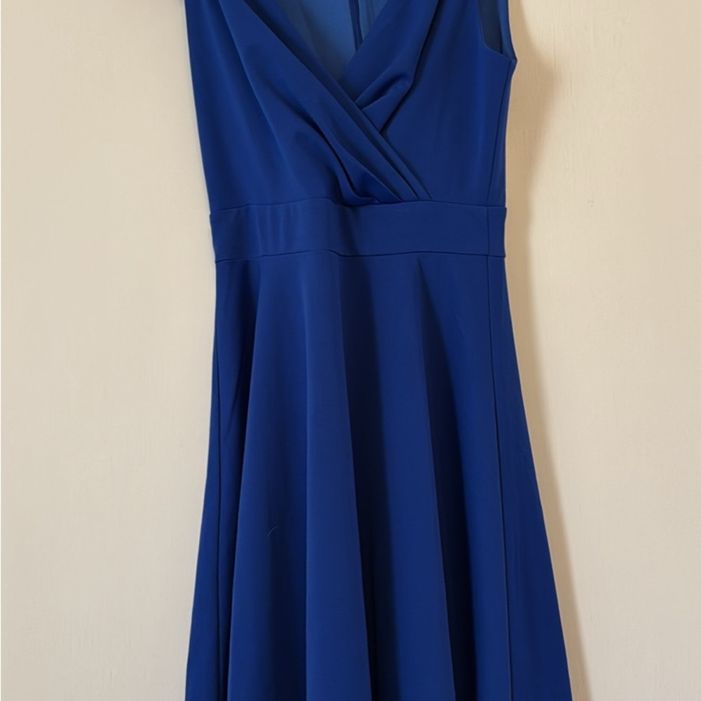 Elegant Blue Sleeveless Dress